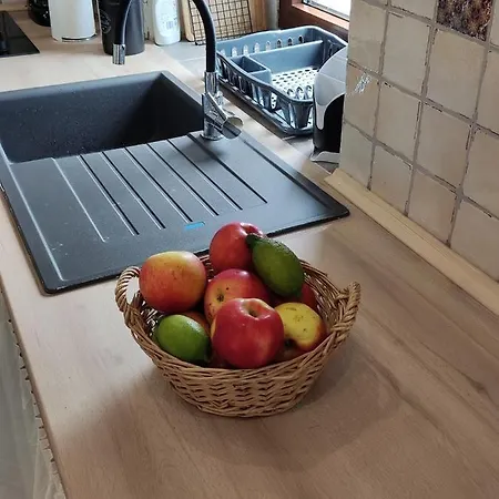 Ema 2 Apartman